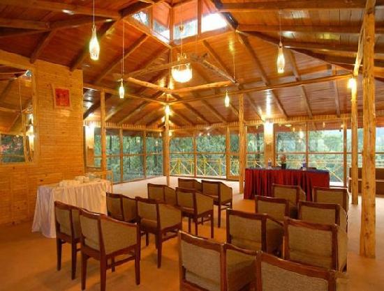 Hotel Alpine Club